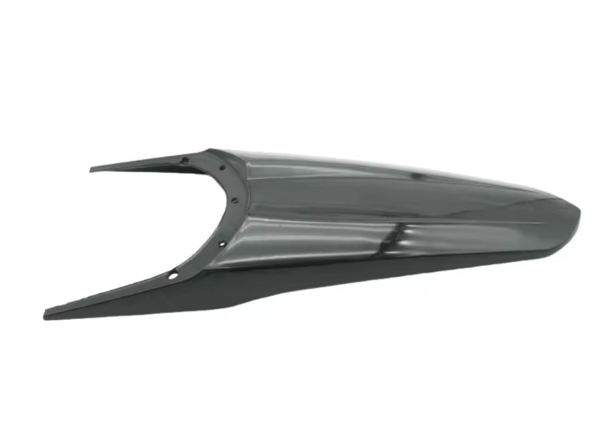 Extended rear fender for tuttios
