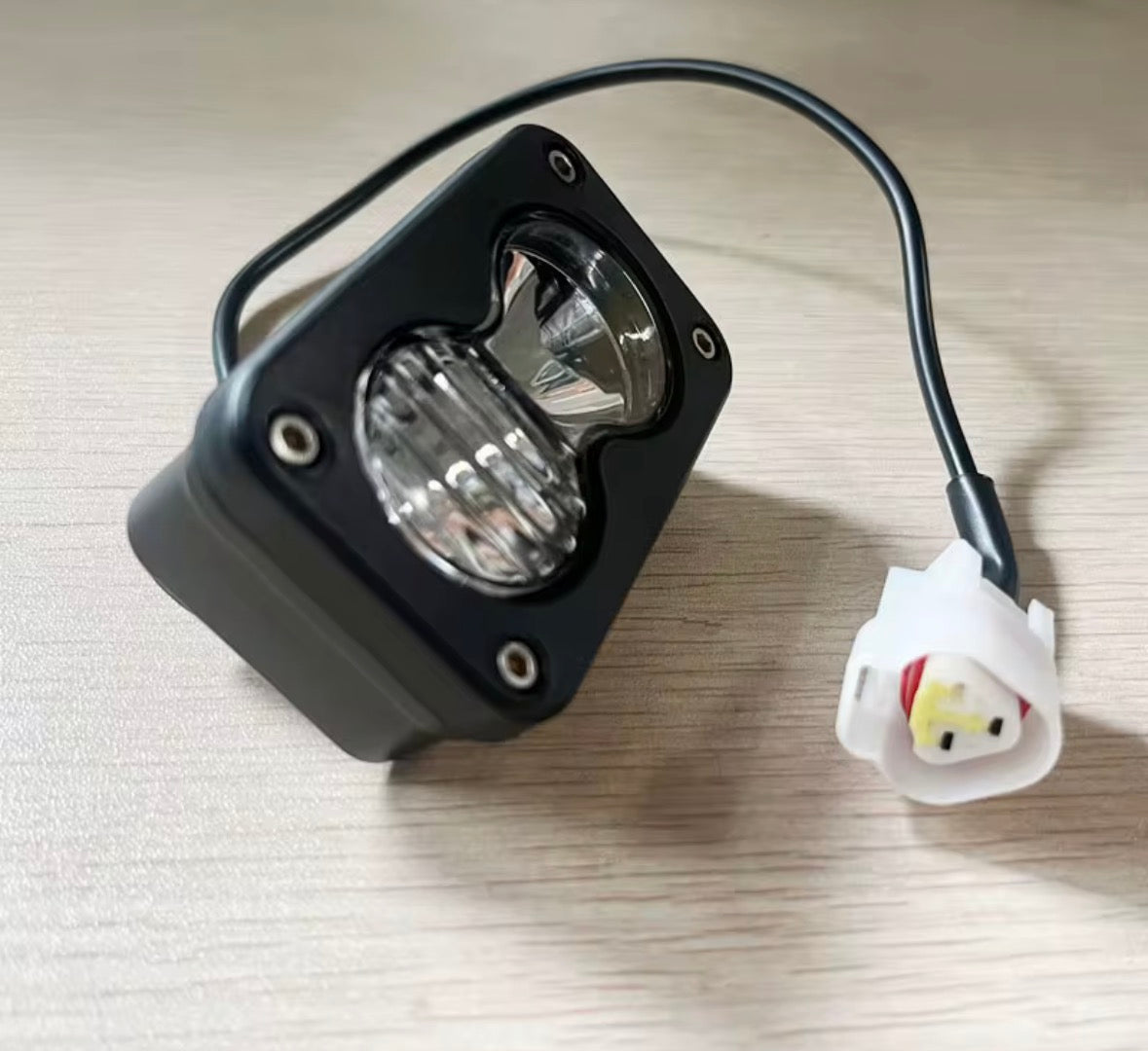 Plug and play Baja light for yozma in10
