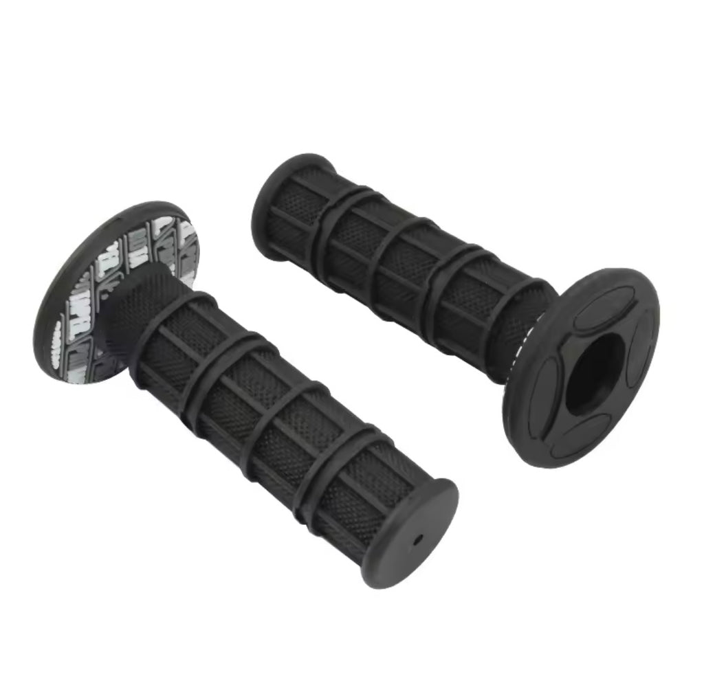 Black grips with pro taper donuts